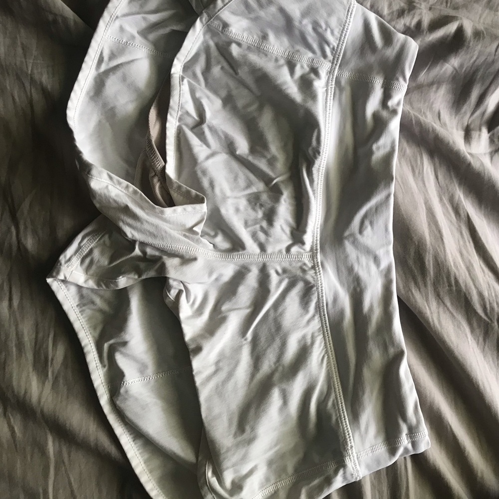 Lululemon White short